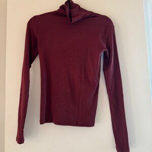 MM.LaFleur Axam Fine Ribbed Turtleneck Top – Cranberry – XS – Pima Cotton